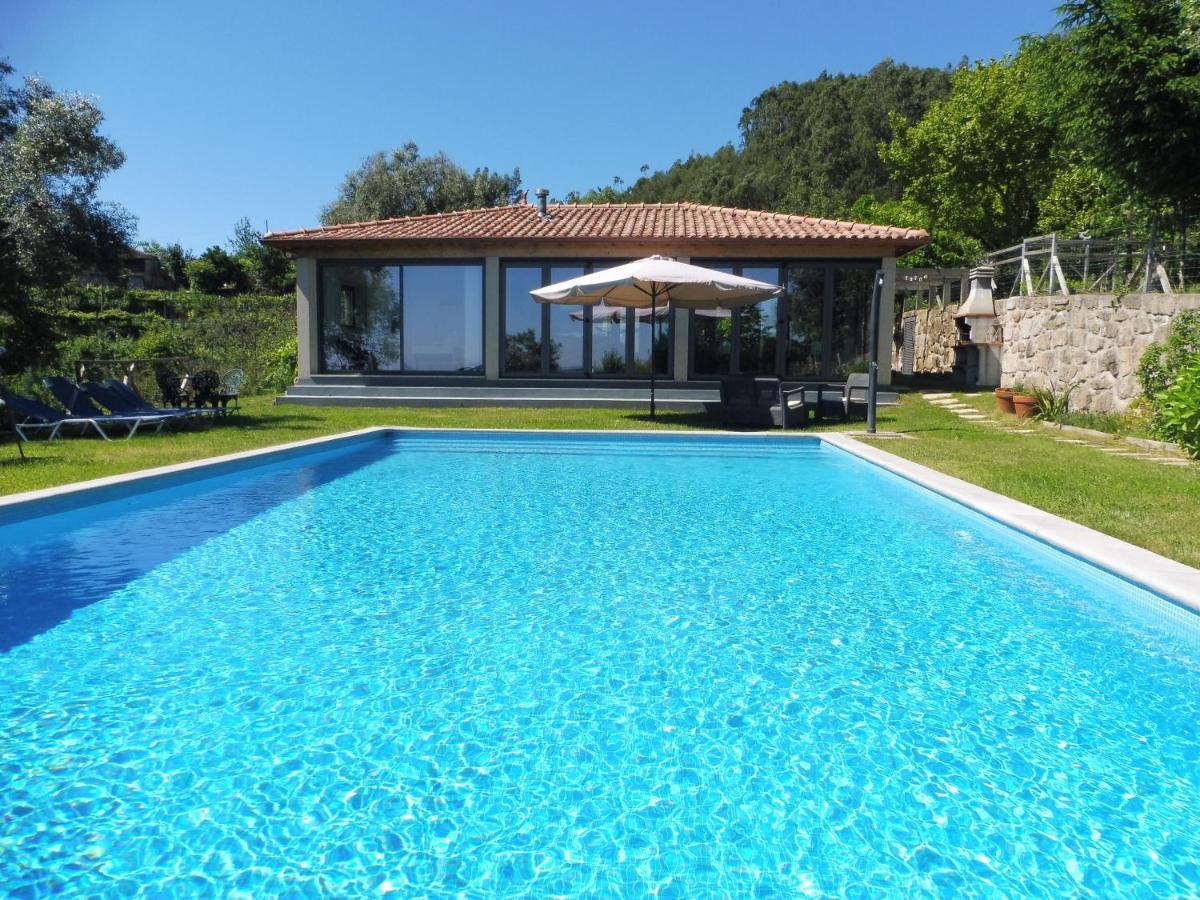 The Pool House Villa Longos Luaran gambar